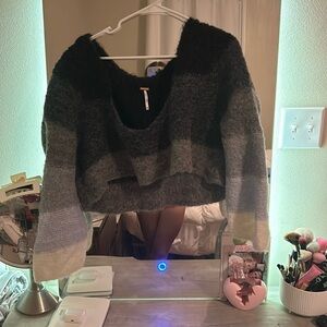 Free People Off the shoulder knit cropped sweater